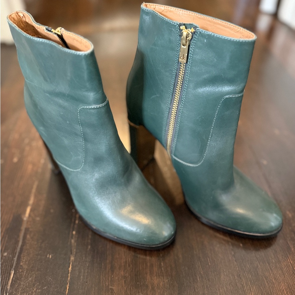 Calvin Klein - Karla booties green and gold - worn on set size 9